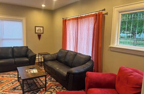 Iowa City House | Old City Charm