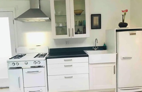 Westhaven-Moonstone Apartment | Cozy studio in awesome Trinidad with WiFi access