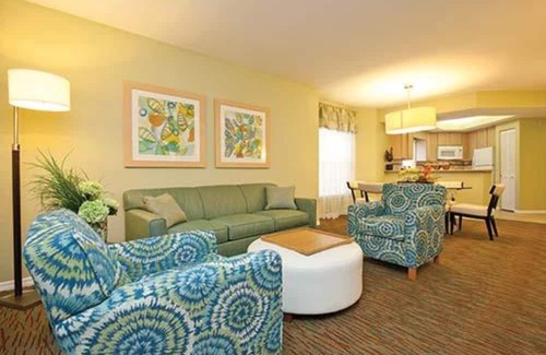 Chatham Park Resort | Star Island Resort and Club, just 4 miles from the entrance to Walt Disney World