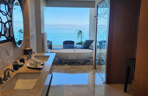 South Shore Hotel Area Condo | Garza Blanca Mountain Suite 3229 sq ft Luxury Two Bedrooms With Spectacular View