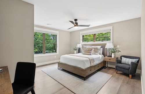 Casco House | Coffee Pond Cottage - Luxury Lake House