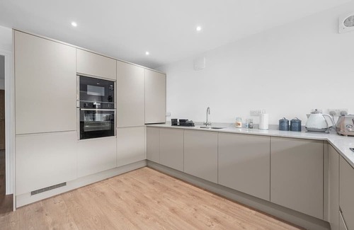 Walkden House | Chique: Luxurious Modern Home