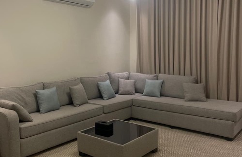 Buraydah Boat Rental | 4-bedroom Yacht in delightful Buraydah with WiFi, AC