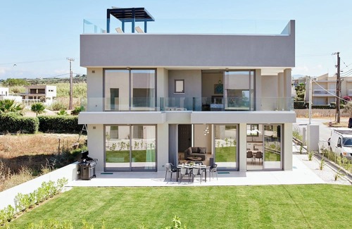 Pyrgos Psilonerou Villa | 2 Steps Restaurants/supermarkets & Maleme Beach/no car Needed /new Built Villa