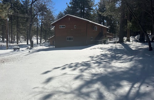 Mount Laguna House | Shangri-La Mountain Retreat in Mount Laguna San Diego - Sleeps 12