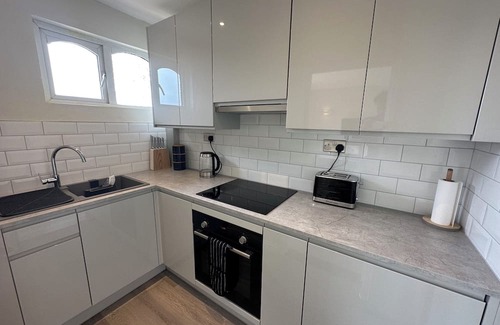 St. Helier Apartment | Modern Apartment, Great Location, Fabulous View