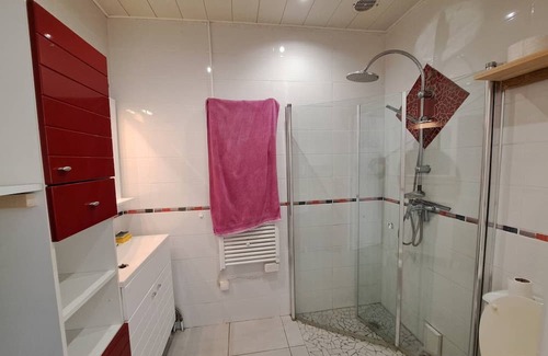 Lit-et-Mixe Apartment | Comfortable studio close to shops and oceans