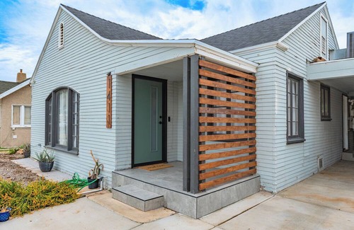 El Centro House | Lovely 2-bedroom house in El Centro with WiFi, AC