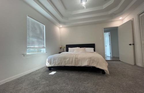 Cedar Hill House | Charming 4-bedroom house in delightful Cedar Hill with WiFi, AC