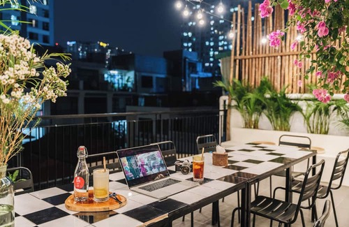 Trang Tien Apartment | CHAGEE Building with POOL