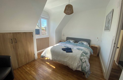 Le Minihic-sur-Rance House | La Maison dà Côté, Gîte en Côte Démeraude