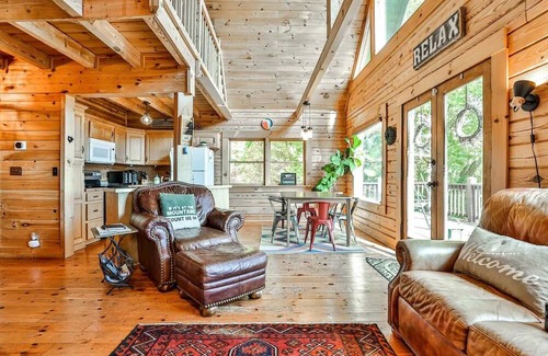 Clayton Cabin | Secluded Cabin-3br-hot Tub-mountain View Retreat 3 Bedroom Cabin by RedAwning
