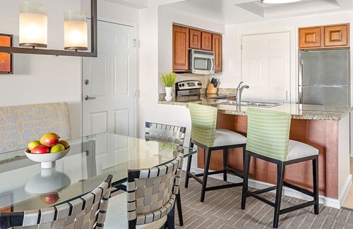 Williamsburg Resort | Marriott's Grande Vista 2 Bedroom/Bathroom Near Disney Universal and Seaworld