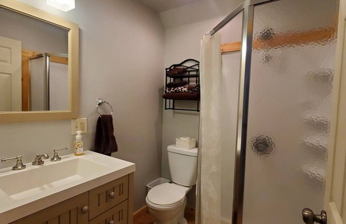 Snoqualmie Pass Apartment | Mountain Basecamp for fun and adventure.