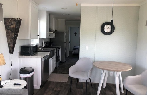Elberta Cottage | Brand New Cottage . No smoking allowed