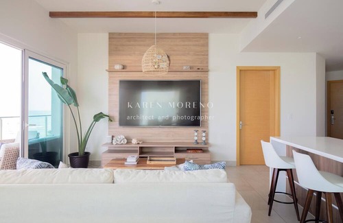 Maria Chiquita Apartment | Unmatched Ocean View & Designer Finishes: Your Stylish Escape Awaits!