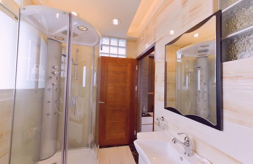 Wujie Villa | Kuan-Pin Four Seasons Inn