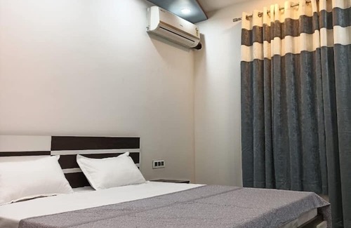 Barsar Hotel | The Royal Scout HomeStay Barsar