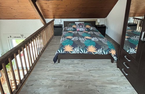 Saint-Bonnet-Troncais House | Maison de Campagne 2 Personnes au Calme, Forêt de Tronçais. Animaux Acceptés