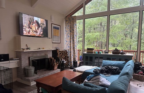 Willits House | Beautiful home in the Redwoods