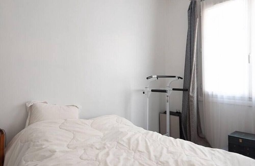 Saint-Mande Apartment | Appartment near the Bois de Vincennes