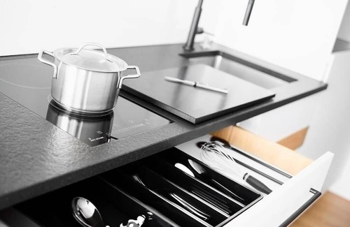 Berg Apartment | Livisit Bergpartment 24 - Doppelbettzimmer 27 qm - mit Küchenzeile und Bad