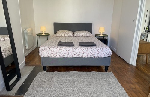 Pantin Apartment | Cosy 30 m² love cocoon in Pantin