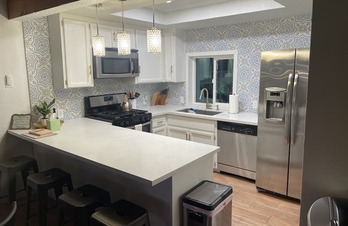 Wrightwood Cabin | Scandinavian Style Cabin: Near Downtown Wrightwood & Mountain High Ski Resort