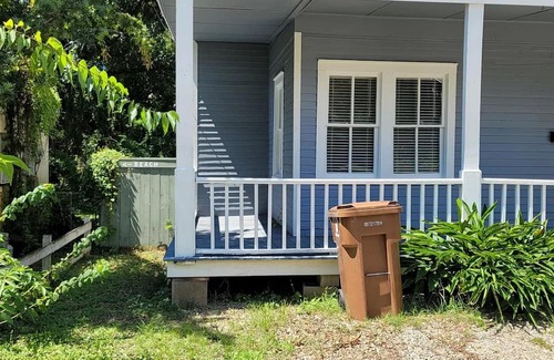 Biloxi Cottage | 1 bdr cottage house next to Beach I 30-Day I Discounted