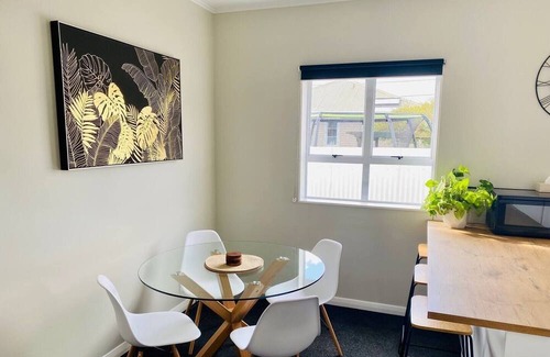 Petone House | Petone Beach - Entire Villa & Optional Sleep-Out