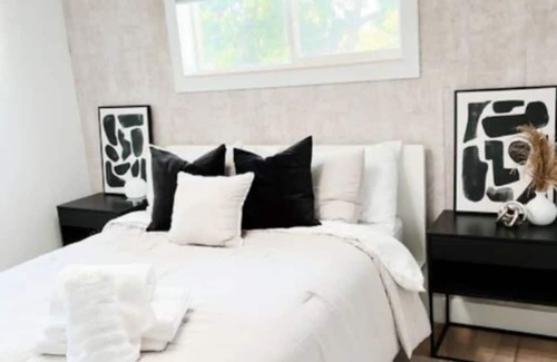 Bountiful Bed & Breakfast | Nxtdoor