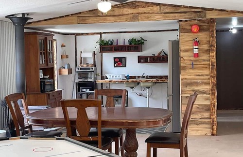 Huntsville RV Rental | Waterfront Bunkhouse Cabin & Creekside Campground , Atv & Pet friendly