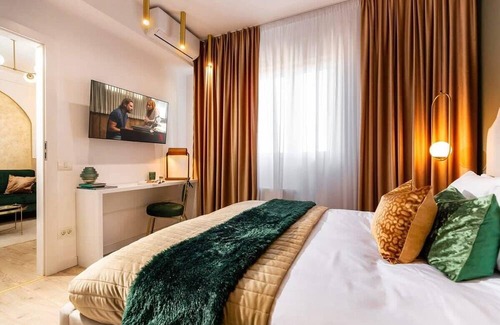 Bucharest City-Centre Apartment | Qult Paradiso Perduto