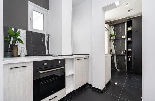 Bucharest City-Centre Apartment | Qult The Architect