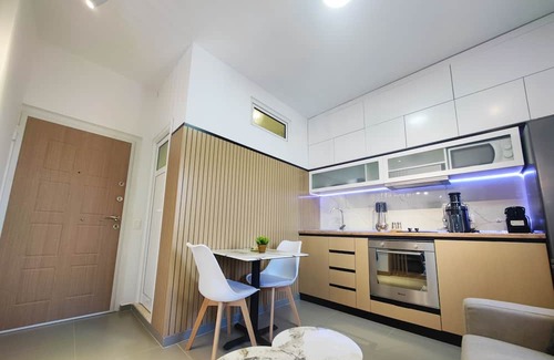 Pogradec Apartment | Modern apartment in the city center, balcony with a lake view