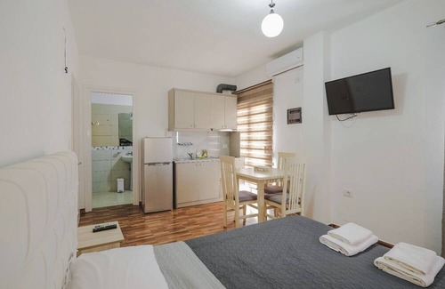 Ksamil Apartment | A comfortable home-away-from-home experience, close to everything.
