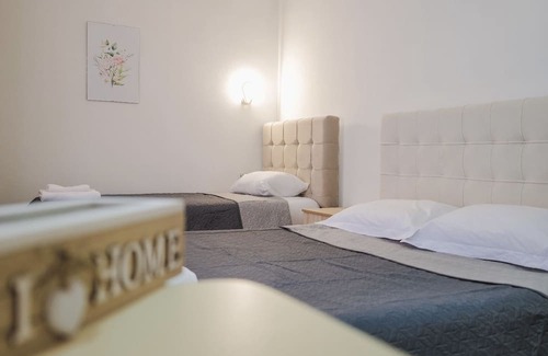 Ksamil Apartment | A comfortable home-away-from-home experience, close to everything.