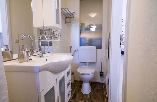 Berensch Apartment | Vrbo Property