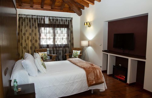 Sotillo del Rincon House | El Valle Hotel Tiene Mucho Encanto en una de las Zonas más Bonitas de Soria