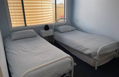 Wallaroo Plain House | OSPREY TOO