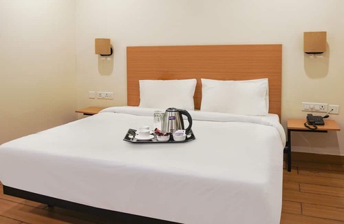 Dwaraka Nagar House | Super OYO Townhouse 942 The Pallagio