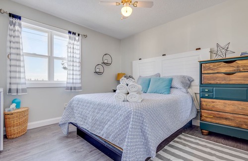 Prince County Cottage | Cozy Riverview Getaway: 3BR, Hot Tub, pets welcome!