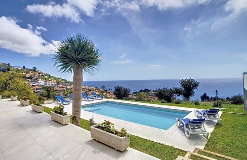 Sao Goncalo House | Avocado Villa by LovelyStay