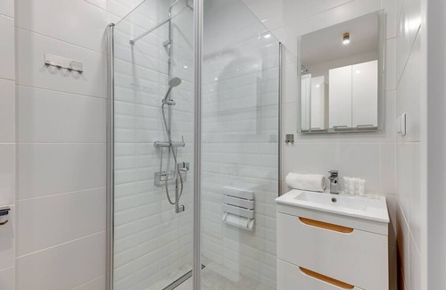 Wrzeszcz Apartment | Primavera by Grand Apartments