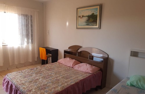 Londrina House | Casa de Fundos em Londrina. Aceita Animais de Estimação