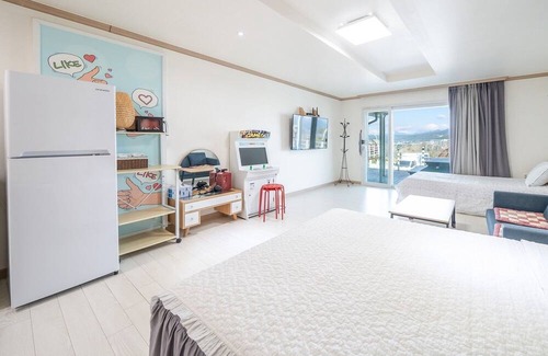 Gyeongju House | Gyeongju Star spa Pension
