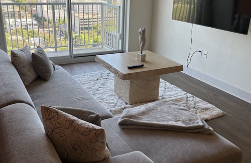 West End Condo | 6th St Newest Luxury Condo ATX!