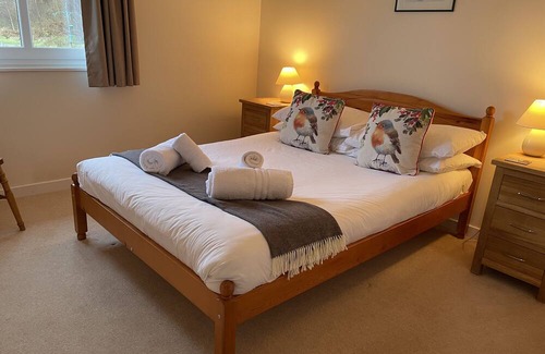 Cairndow Apartment | On the shores of Loch