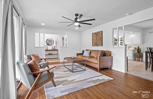 Rogers Cottage | Creekside Oasis: Pool/Hot Tub | Beaver Lake & DTR