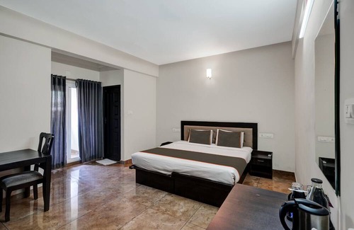 Kakkanad Hotel | Collection O Grand Infopark